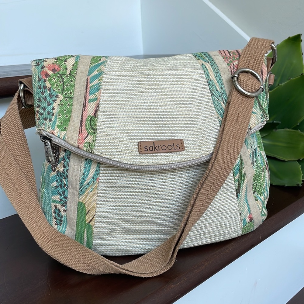 COPY - 🏜️sakroots Crossbody shoulder bag handbag purse Cactus pastel